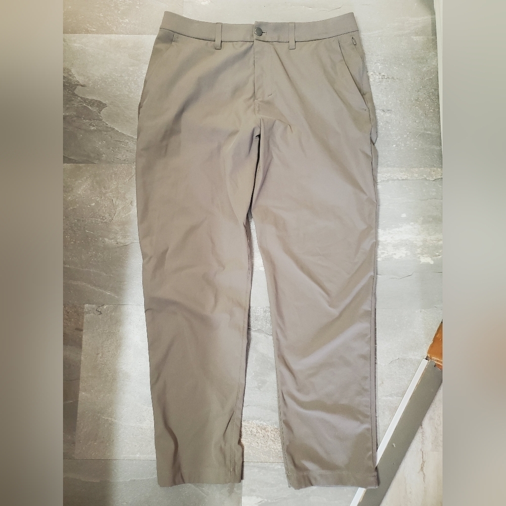 Lululemon ABC Classic-Fit Trouser *Warpstreme. 29". Taupe (Grey-brown). Size 34.